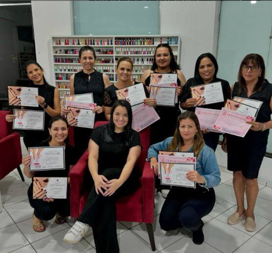 curso-fernanda-rossi-nails-3